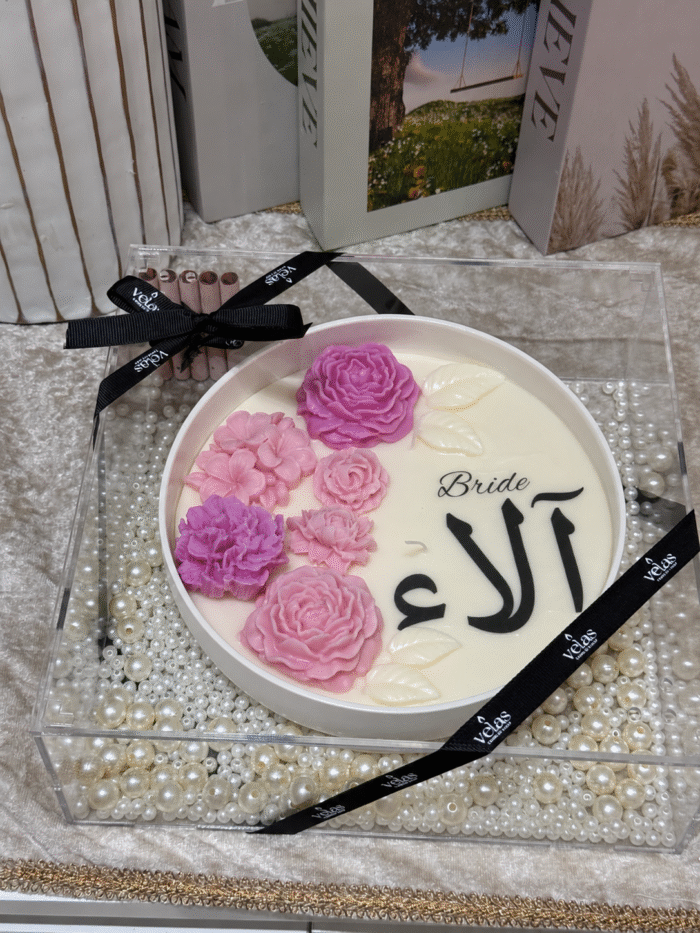 ⁦شمعة الورد المخملي⁩ - الصورة ⁦1⁩