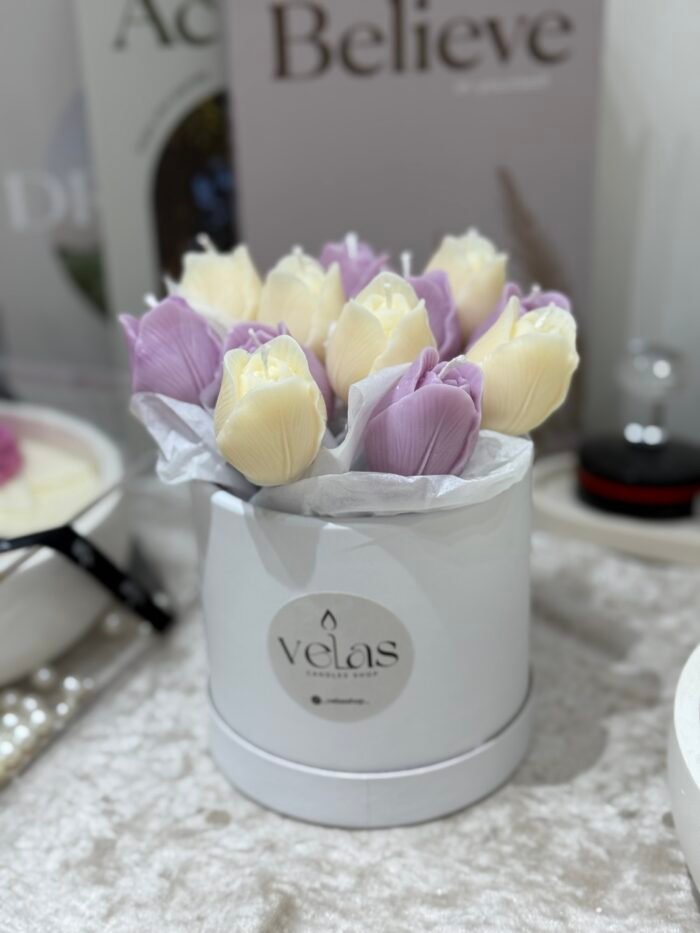 ⁦بوكيه التوليب البنفسجي⁩ - الصورة ⁦1⁩