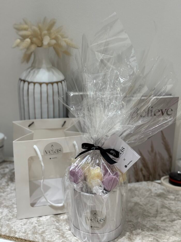 ⁦بوكيه التوليب البنفسجي⁩ - الصورة ⁦2⁩